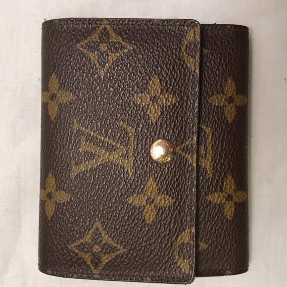 Louis Vuitton Handbags - Louis Vuitton Credit Card Wallet